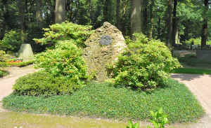 Erkrath-Hochdahl (Friedhof), Foto © 2009 Dr. Holger Kels, Erkrath