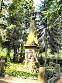 Lippstadt (Hauptfriedhof), Foto © 2008 Manfred Kels
