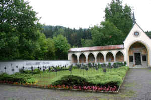 Rankweil-Valduna (Soldatenfriedhof), Foto © 2006 W. Leskovar